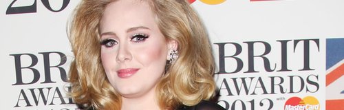 Adele arrives at the BRIT Awards 2012 