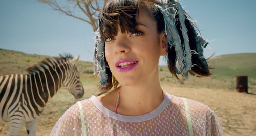Скачать песню lily allen our time